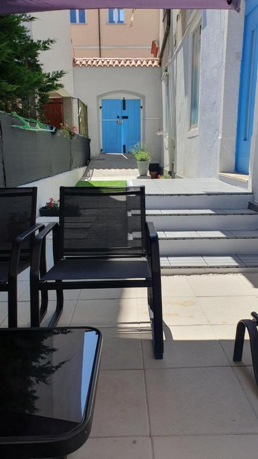 Holiday Home Blue Door In Pula Extérieur photo